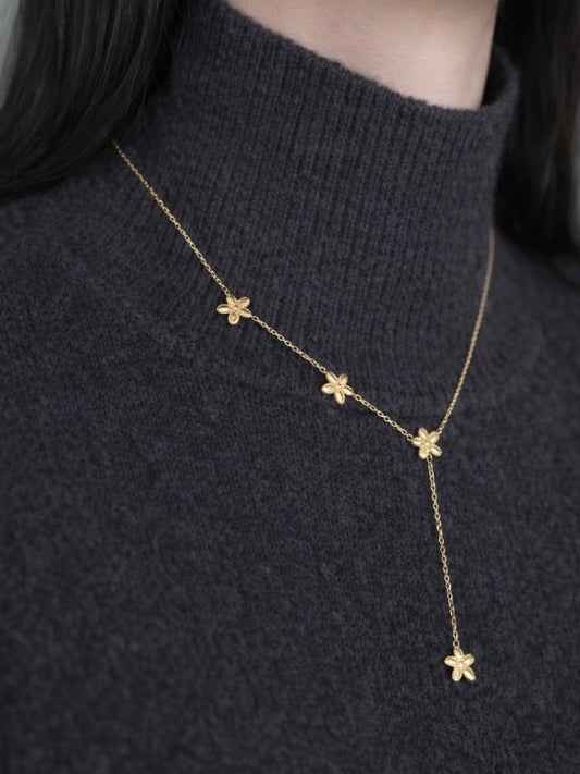 Grace Y-halskæde med blomster – Guldbelagt