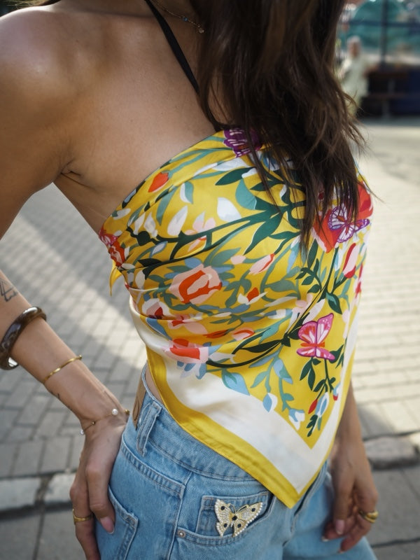 Gloria satintørklæde med blomsterprint – Gult