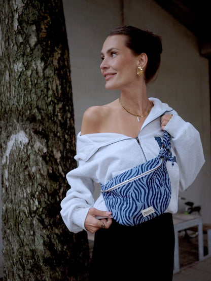 Zébre – Stor Bæltetaske (Blå)