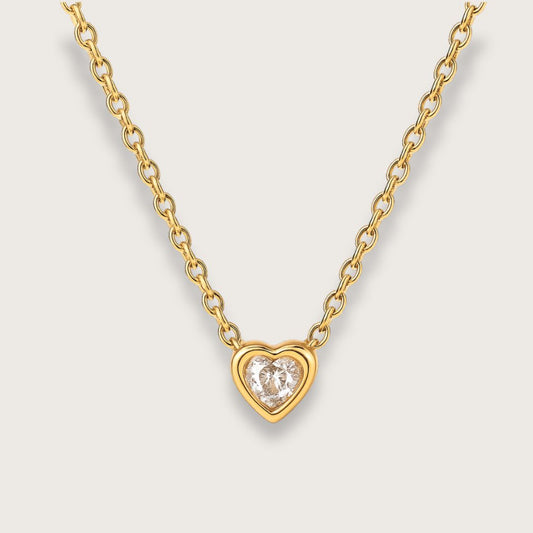 Isolde halskæde med hjertevedhæng og zirkon - Guld