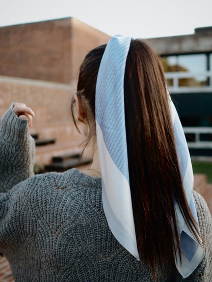 Leia satintørklæde