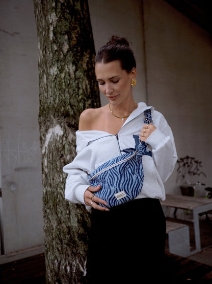 Zébre – Stor Bæltetaske (Blå)