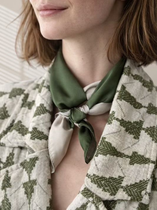 Keladry satintørklæde – Grøn