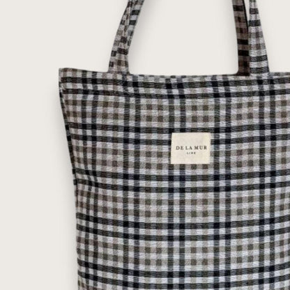 Lille tote bag med klassisk tern i neutrale farver fra det spanske mærke De la Mur - chant du matin