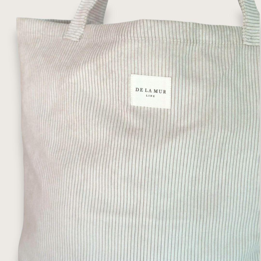 Stor tote bag til kvinder fra De la Mur - totebag i beige fløjl - mulepose - håndlavet i spanien af De la Mur - chant du matin